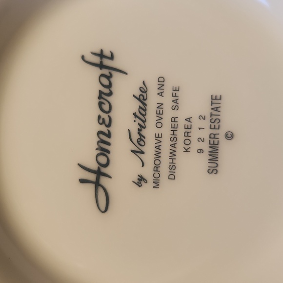 Summer Estate by Noritake Homecraft Small Gravy Boat or Large Creamer Floral - Picture 8 of 13